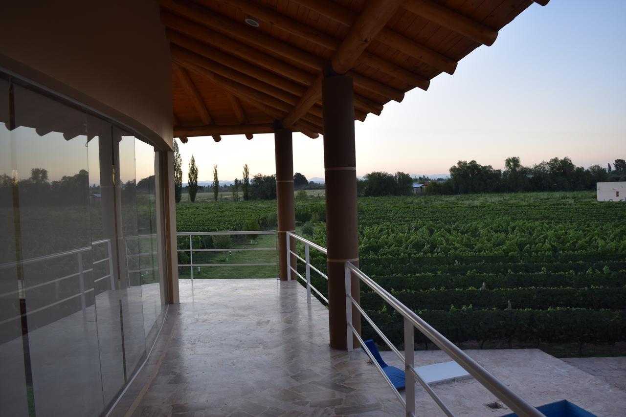 Chaglasian Wine & Suites ซานราฟาเอล ภายนอก รูปภาพ